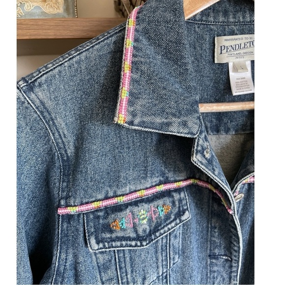 Pendleton Women's Beaded Denim Jacket, Size Petite Large - Picture 7 of 16